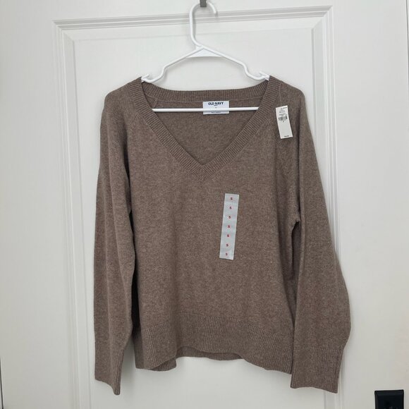 Old Navy Loose V-Neck Sweater - Picture 2 of 3